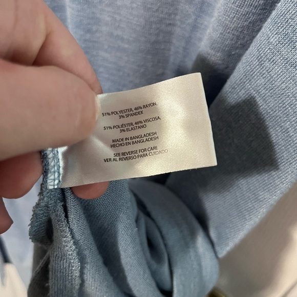 Orvis Blue women’s V-Neck knit T-Shirt blouse - Picture 3 of 6